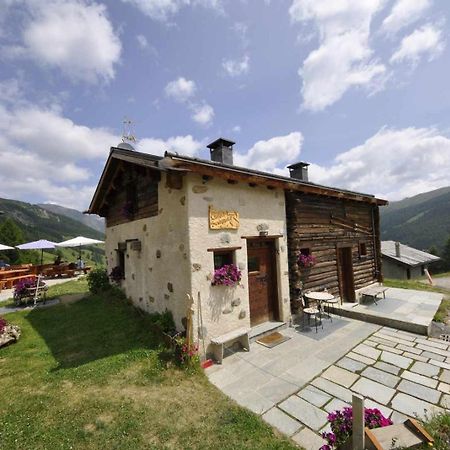 Mountain Chalet Scoiattolo By Livigno Accomodation Eksteriør bilde